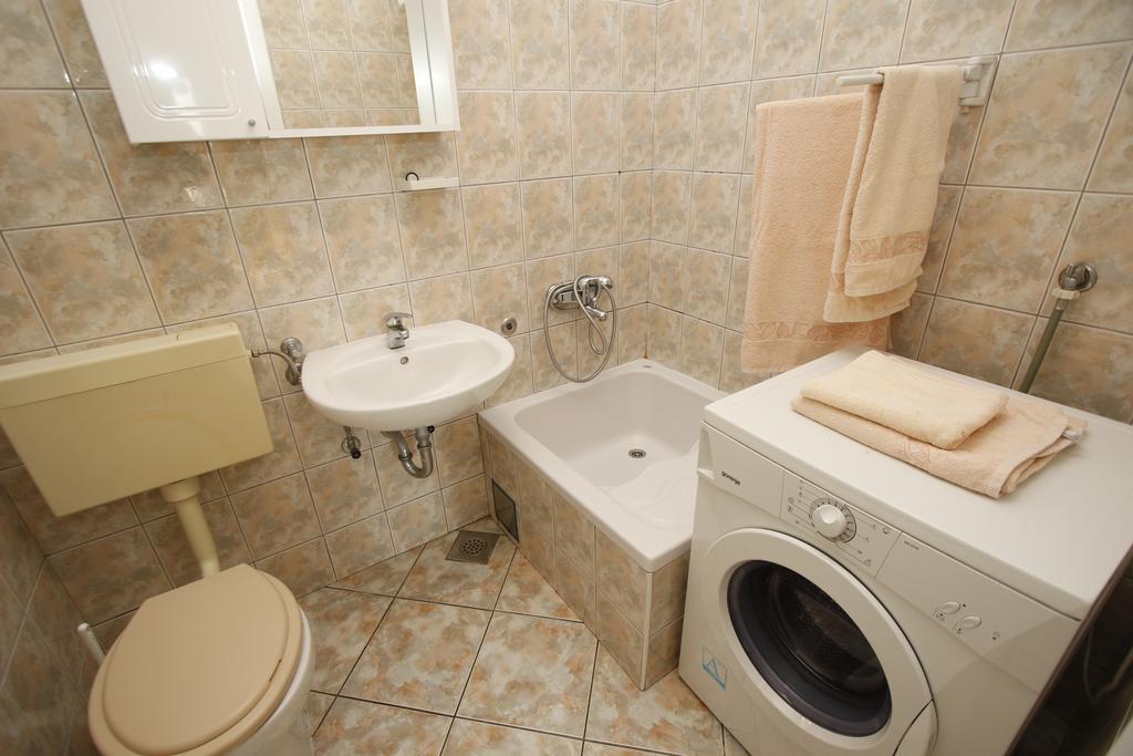 Apartments Dundic Макарска Экстерьер фото